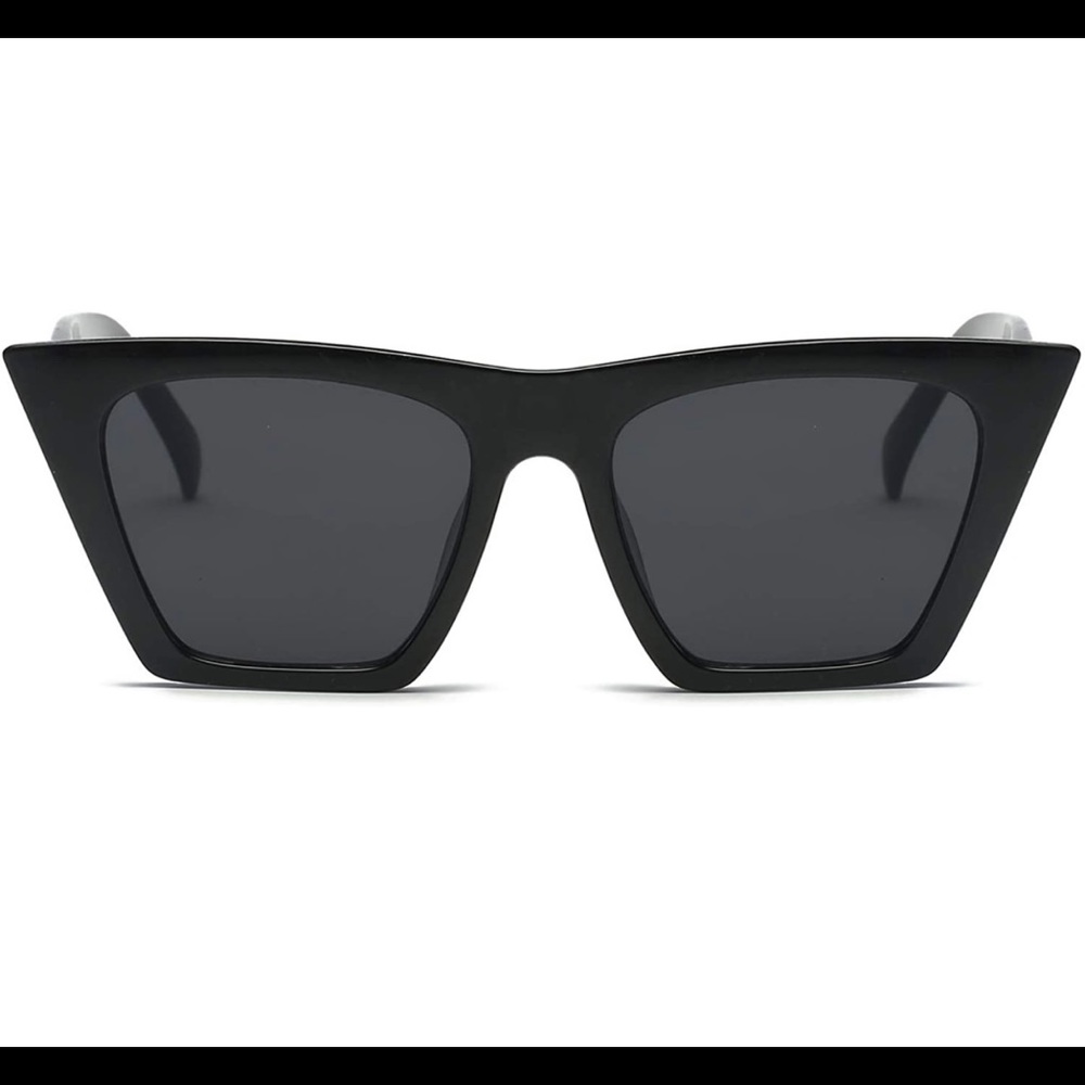 FEISEDY Vintage Square Cat Eye Sunglasses Women